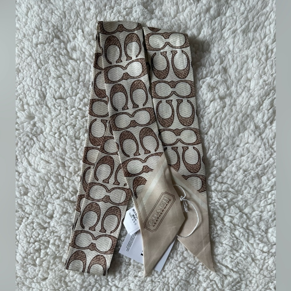 NWT Coach Textured Signature Print Silk Skinny Scarf C2783 - Picture 3 of 6